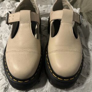 Dr. Martens Bethan Parchment Beige - US 8